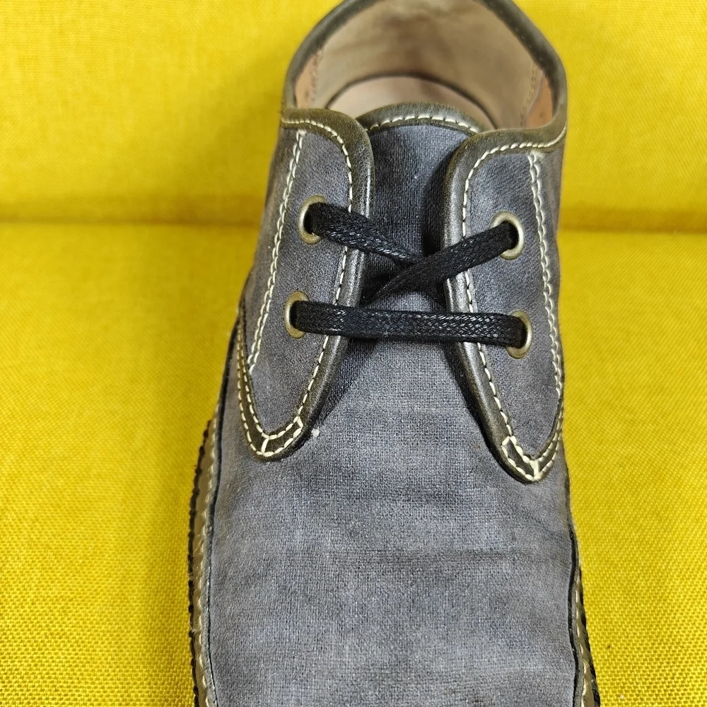 JOHN VARVATOS USA Hester Distressed Low Chukka Canvas Grey Gum Sole Men Shoe 9M
